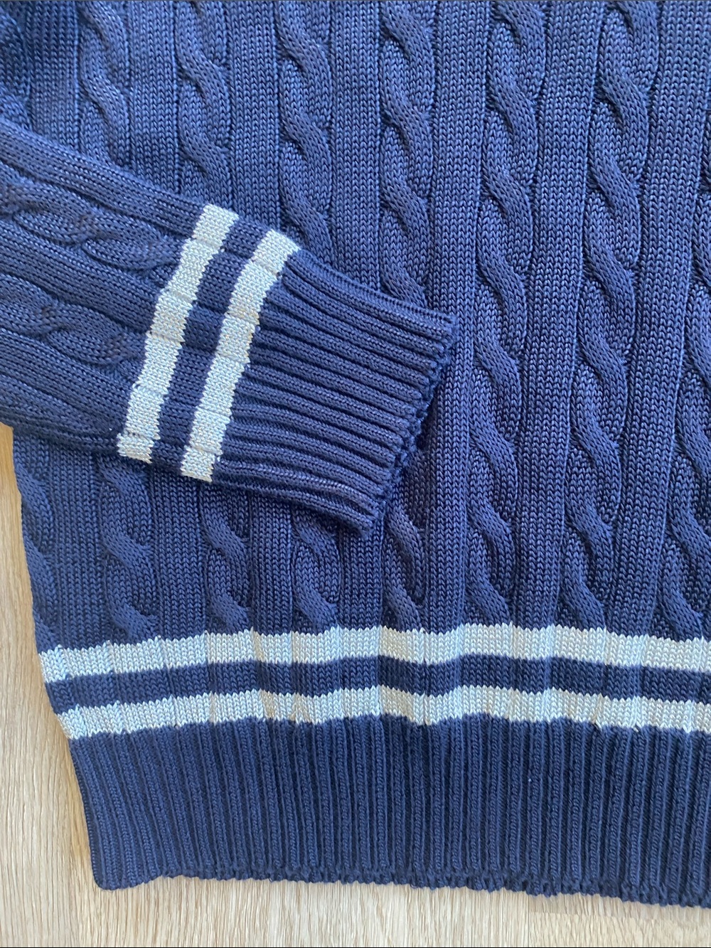 Lauren Ralph Lauren Navy Cable Knit V-Neck Sweater Preppy NWT M - Picture 5 of 10